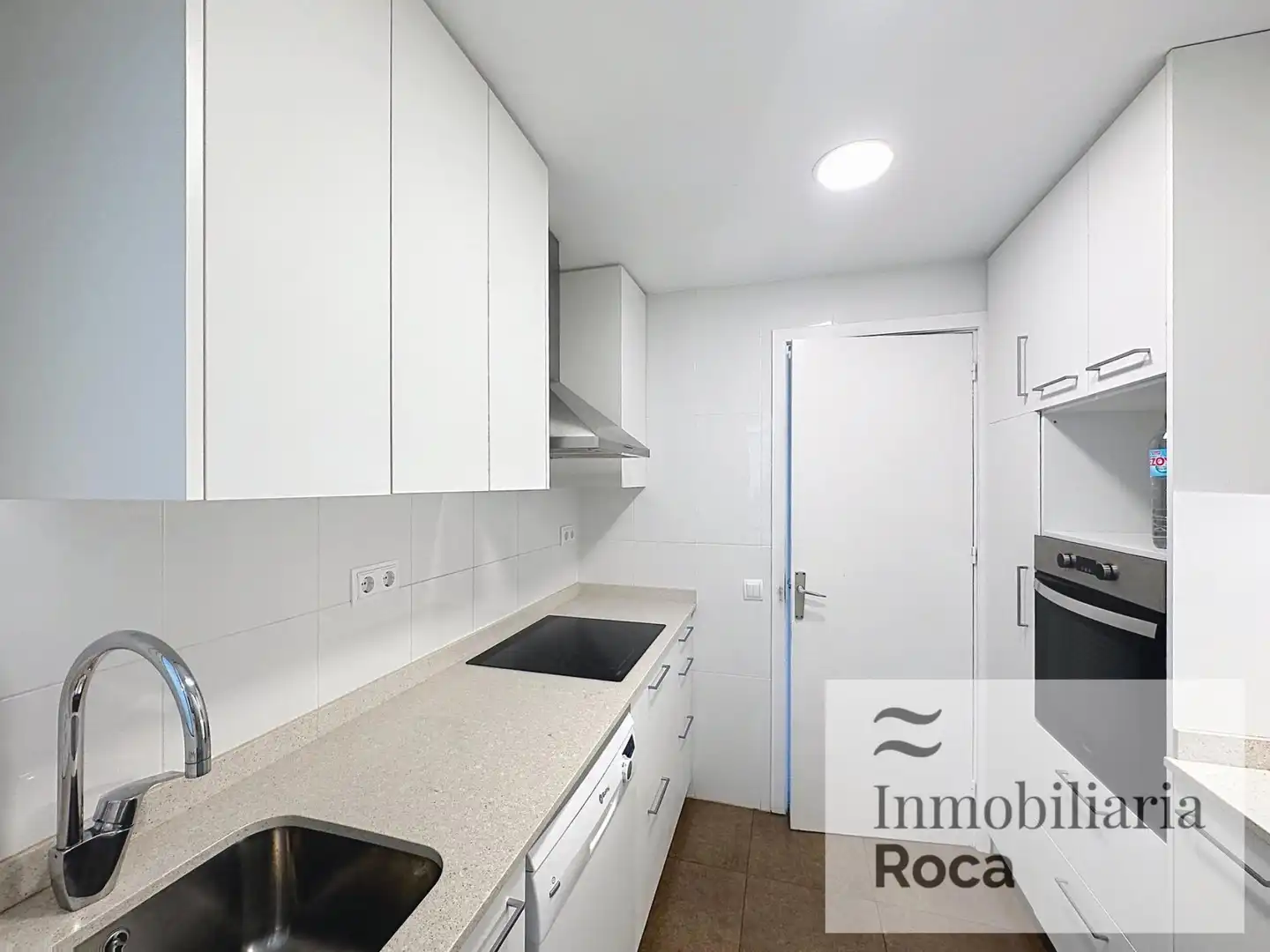 Dormitori de Apartament en venda en Barcelona amb Balcó