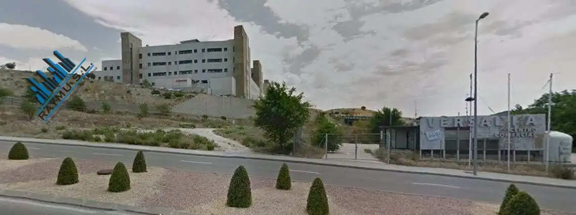 Vista exterior de Residencial en venda en Zona Industrial