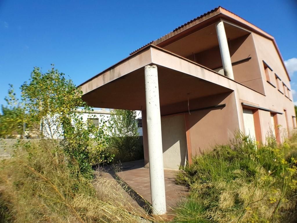 Exterior view of Building for sale in El Bruc