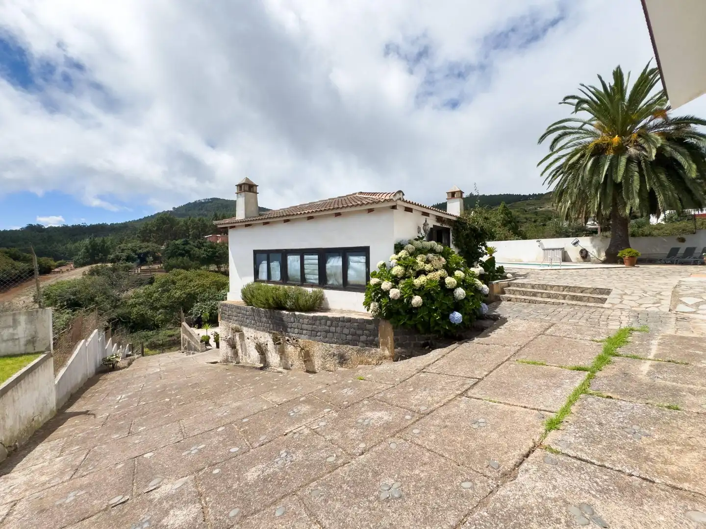 Vista exterior de Casa o chalet en venta en El Rosario con Calefacción, Jardín privado y Terraza