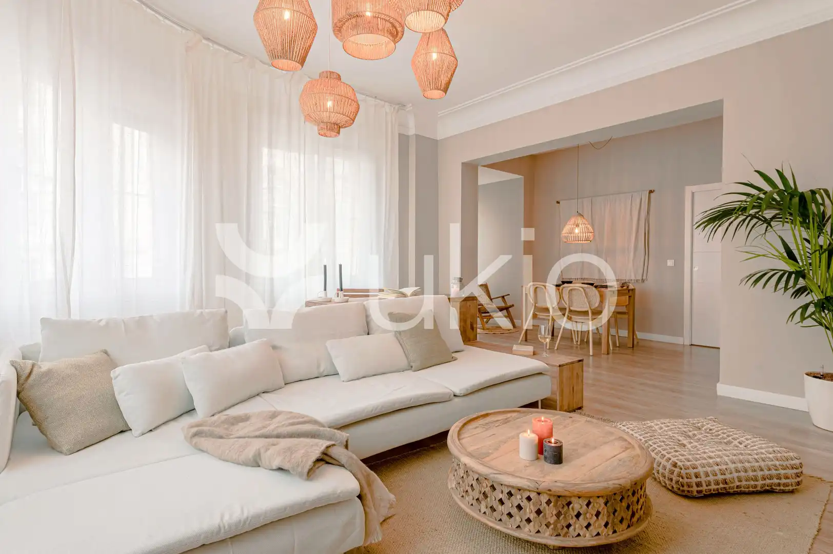 Sala de estar de Apartamento de alquiler en Madrid con Aire acondicionado, Calefacción y Terraza