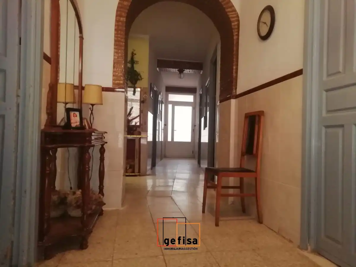 Casa o xalet en venda en Valdepeñas amb Traster i Balcó