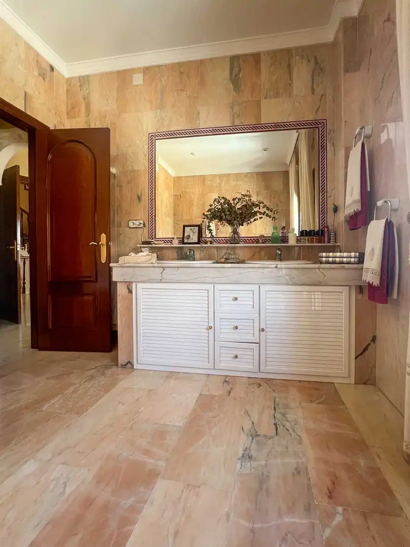 Casa o chalet en venta en Avenida de los Costaleros, La Roda de Andalucía