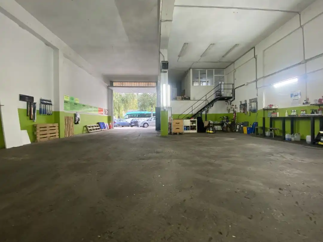 Nave industrial en venta en Amillaga Kalea