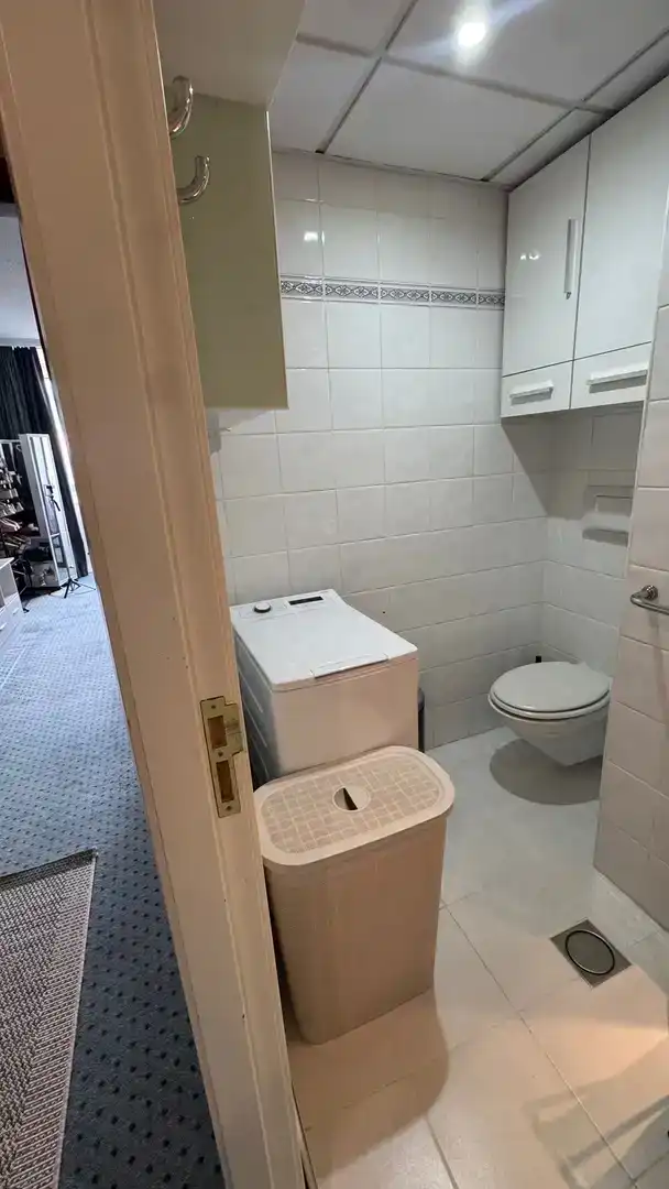 Bathroom of Study for rent in Puerto de la Cruz  with Air Conditioner, Swimming Pool and Balcony