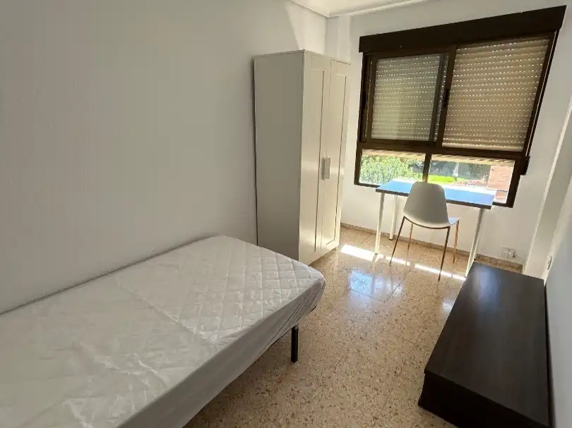 Pis amb jardí de lloguer a C/Moncófar 14, imagen 5