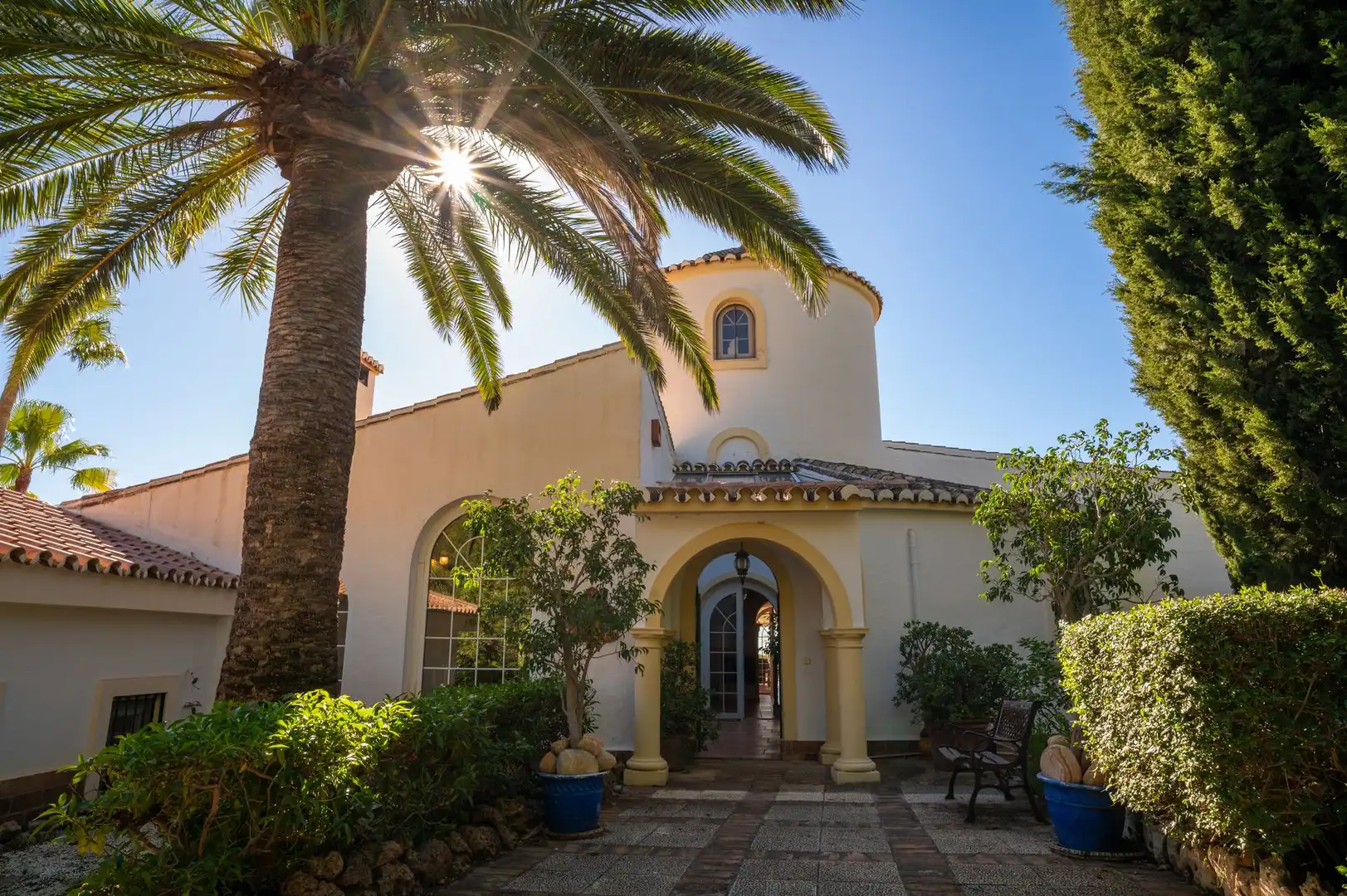 Vista exterior de Casa o xalet en venda en Mijas amb Terrassa