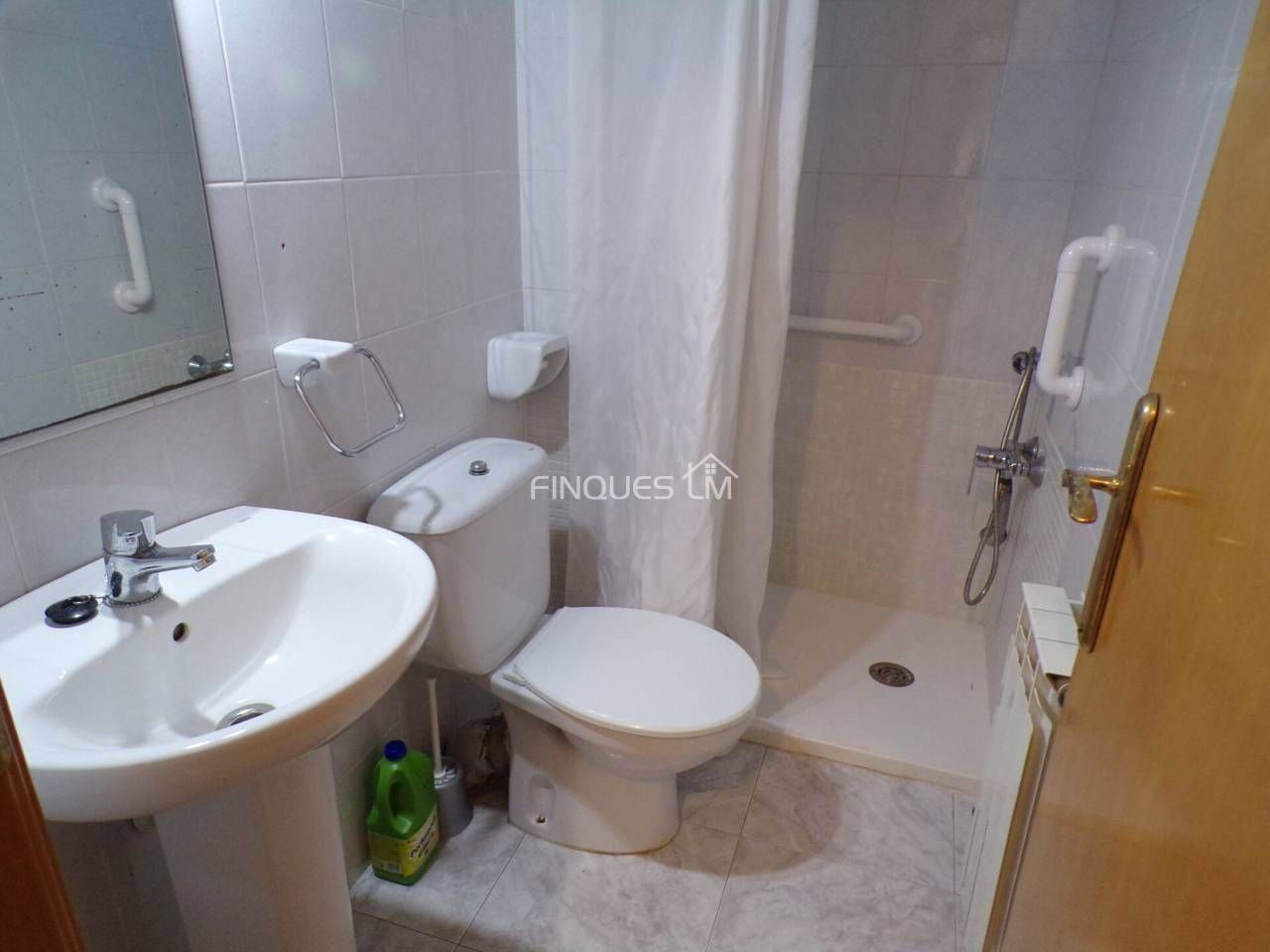 Baño de Piso en venta en Malgrat de Mar con Calefacción y Terraza