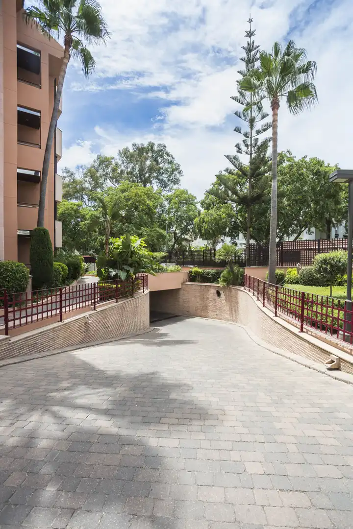Home with pool for sale in Nueva Andalucía, imagen 58