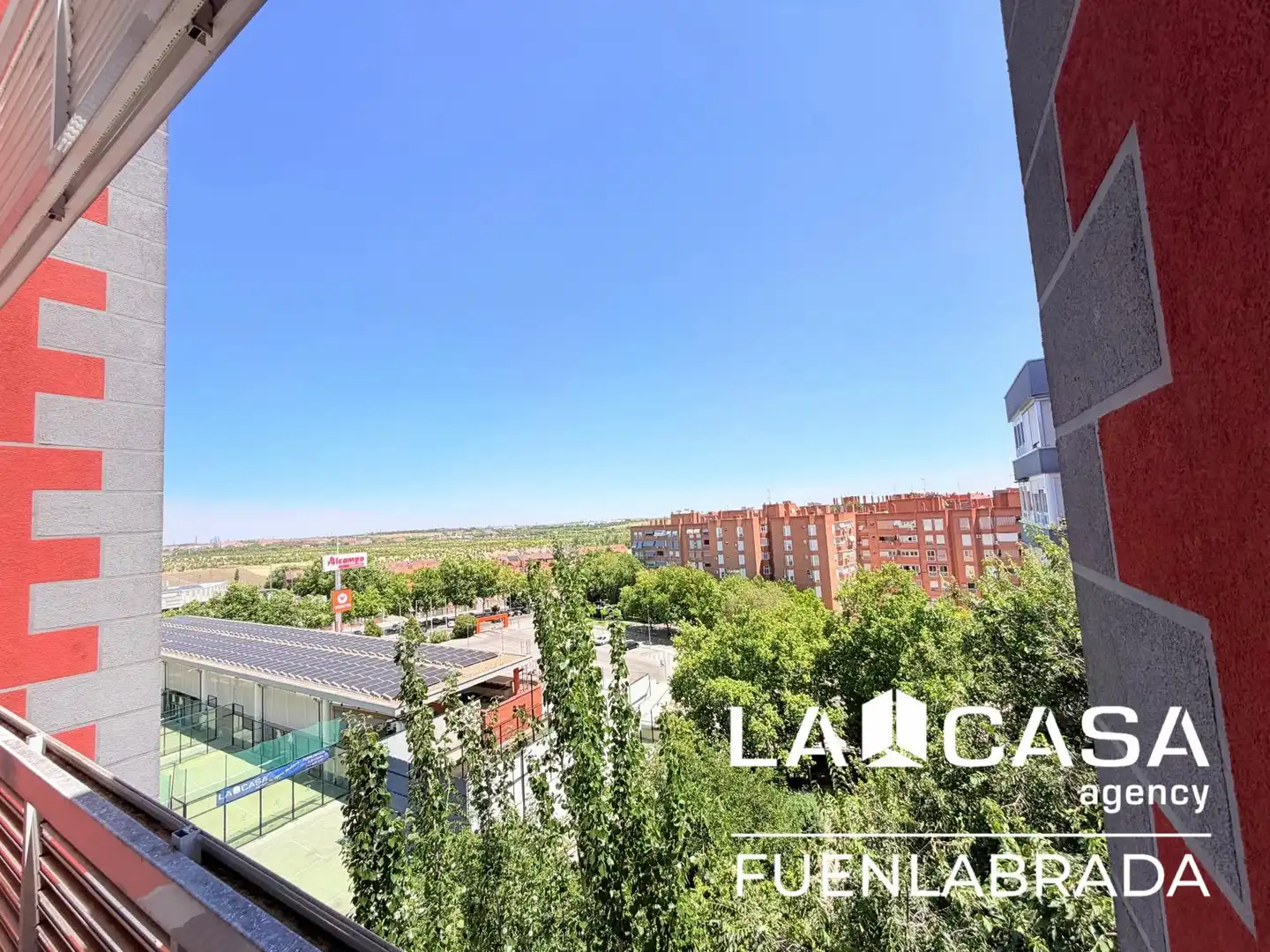 Piso en venta en Fuenlabrada con Aire acondicionado, Calefacción y Terraza