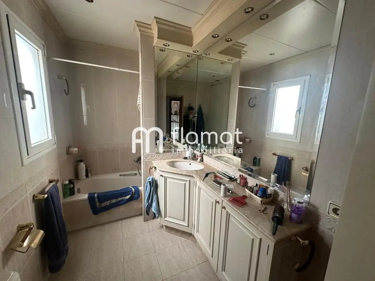 Baño de Edificio en venta en Santa Coloma de Gramenet