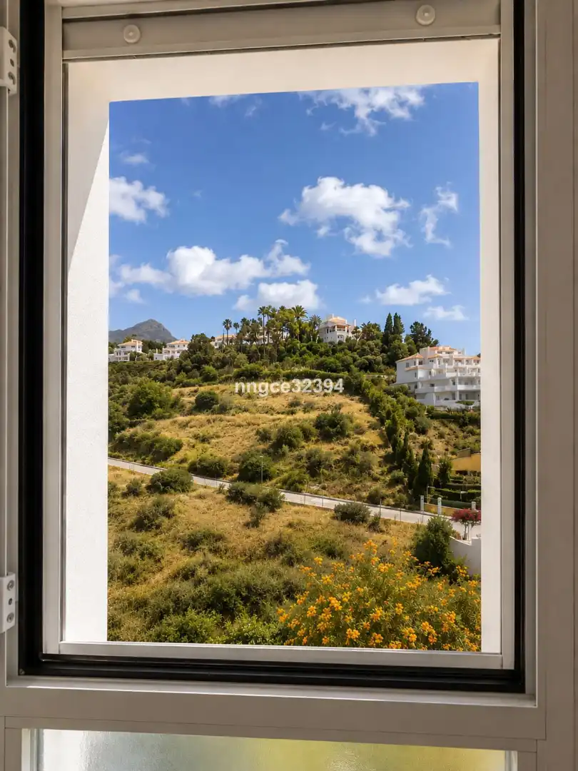 Vista exterior de Ático en venta en Marbella con Aire acondicionado, Terraza y Amueblado