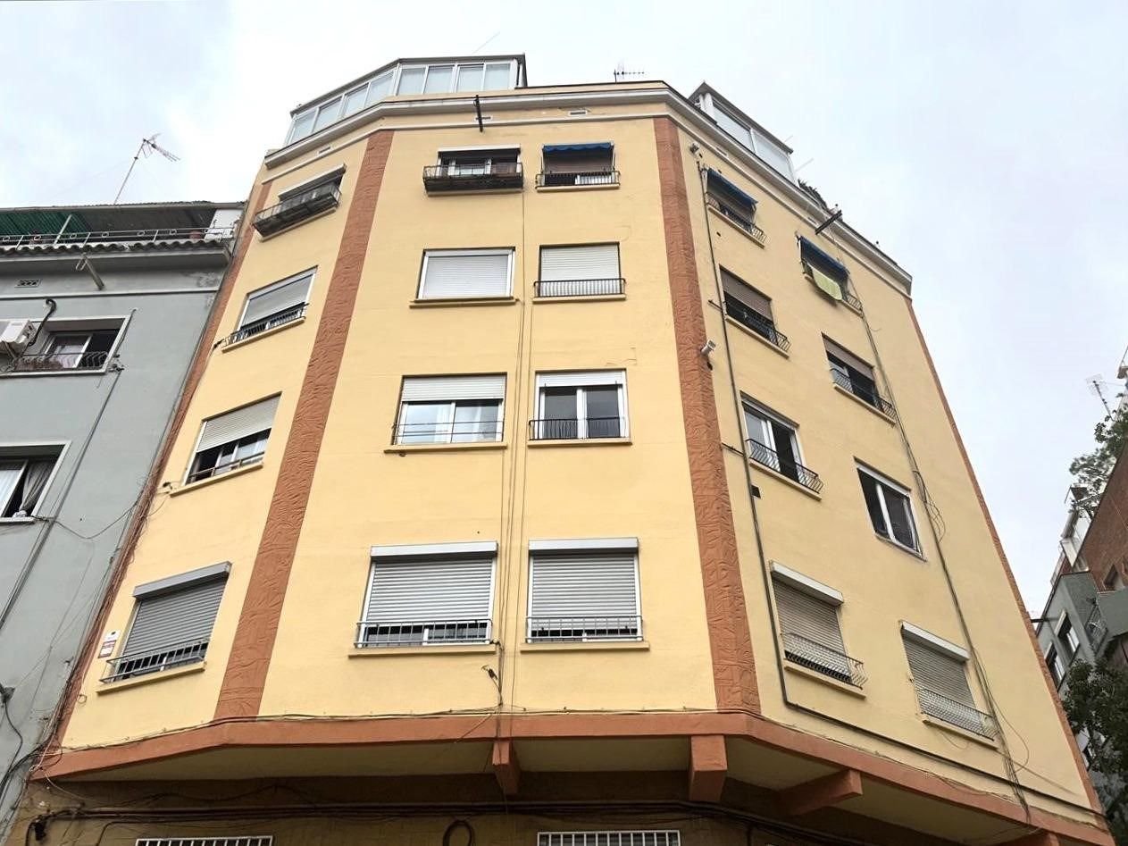 Exterior view of Flat for sale in L'Hospitalet de Llobregat