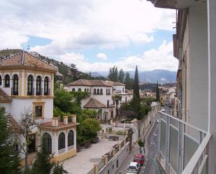 Exterior view of Flat to rent in  Granada Capital  with Balcony