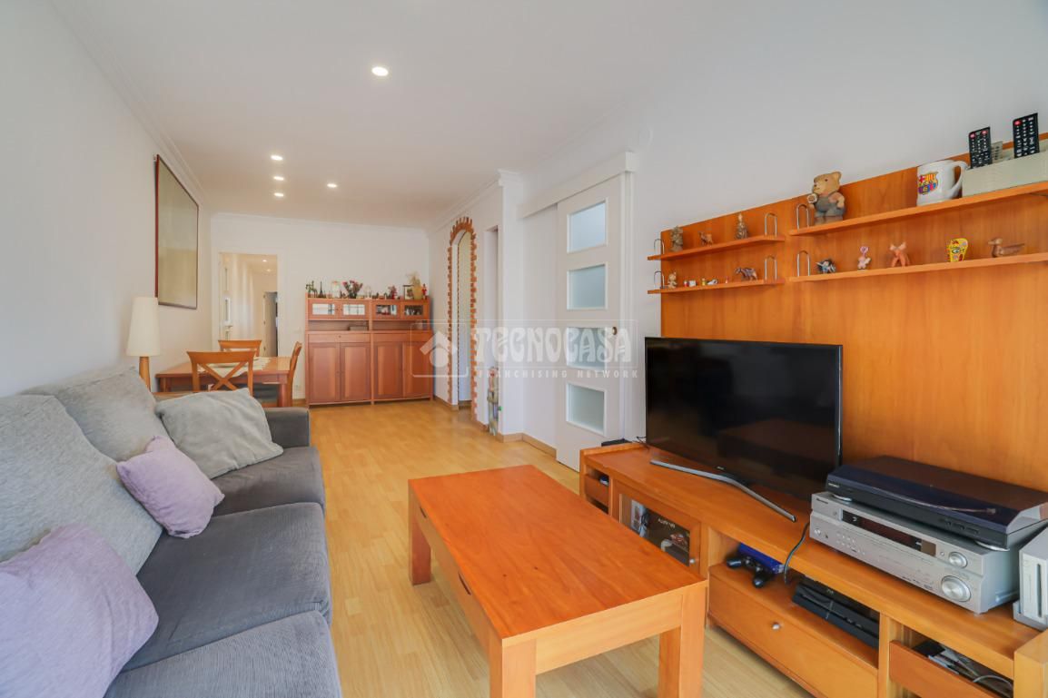 Sala d'estar de Pis en venda en Mataró amb Aire condicionat, Calefacció i Parquet