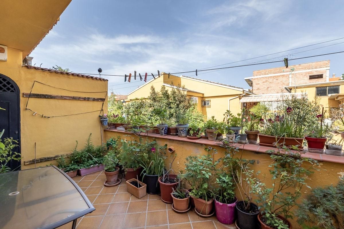 Flat for sale in Calle ENCANTADO, Ogíjares