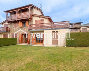 Single-family semi-detached to rent in Route de Saillagouse, 23, Estavar