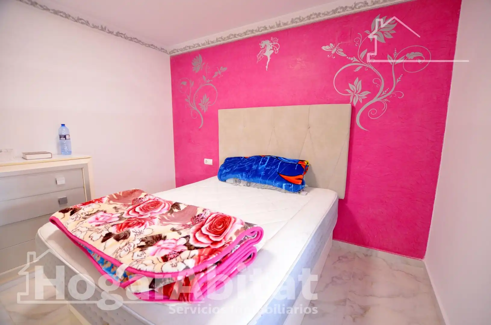 Dormitori de Casa adosada en venda en Alicante / Alacant amb Aire condicionat, Jardí privat i Terrassa