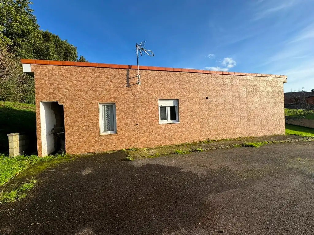 Außenansicht von Residential zum Verkauf in Gijón 