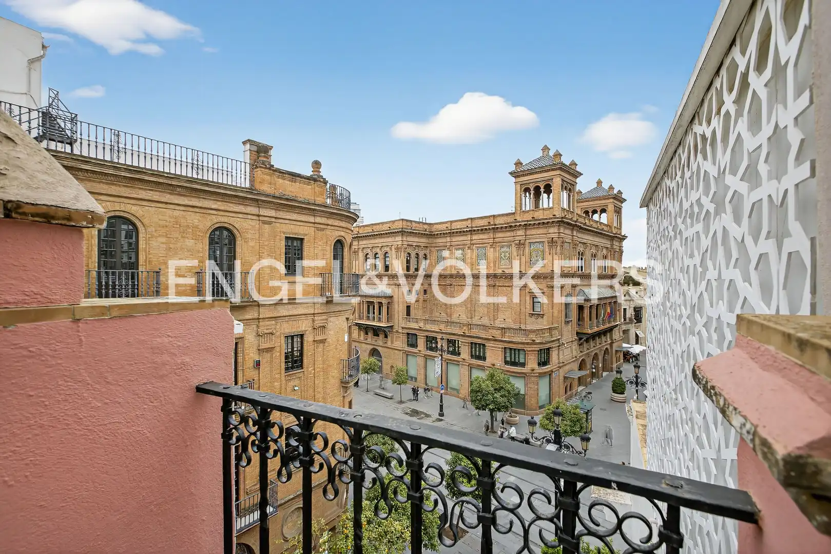 Vista exterior de Casa o chalet en venta en Sevilla con Aire acondicionado, Calefacción y Parquet