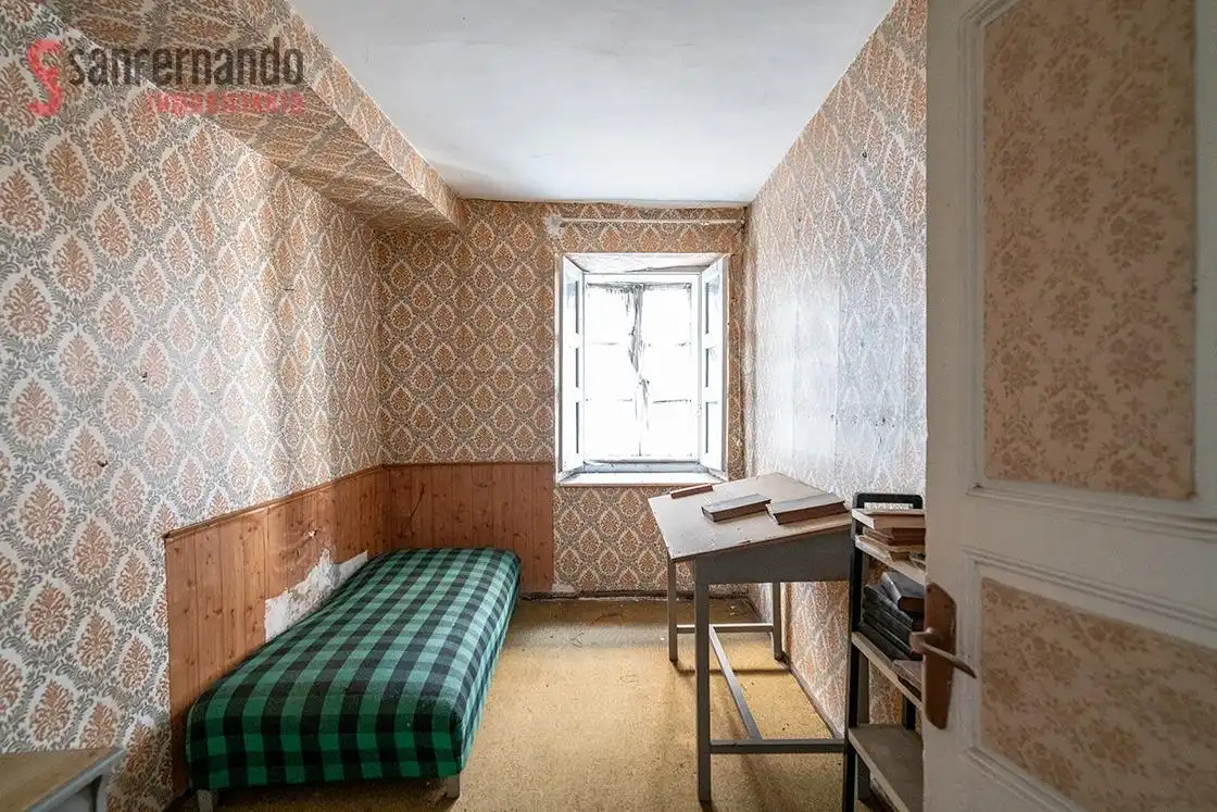Habitación de Finca rústica en venta en Corvera de Toranzo con Jardín privado, Terraza y Trastero
