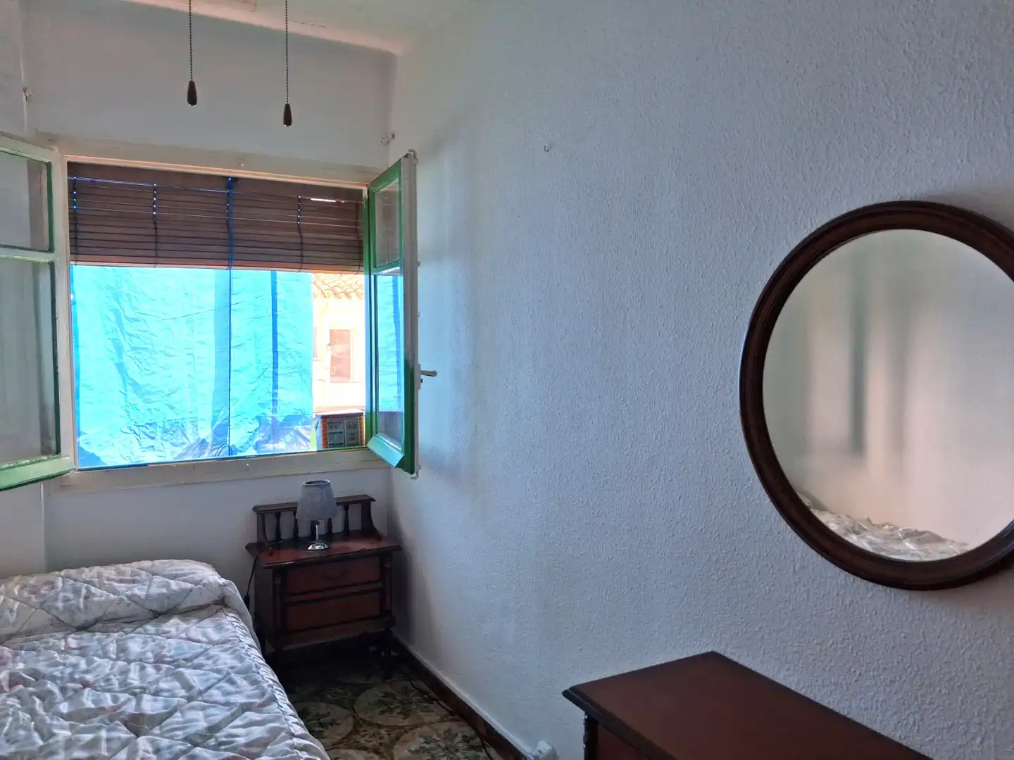 Bedroom of Flat for sale in Zaragoza  with Heating, Terrace and Furnished