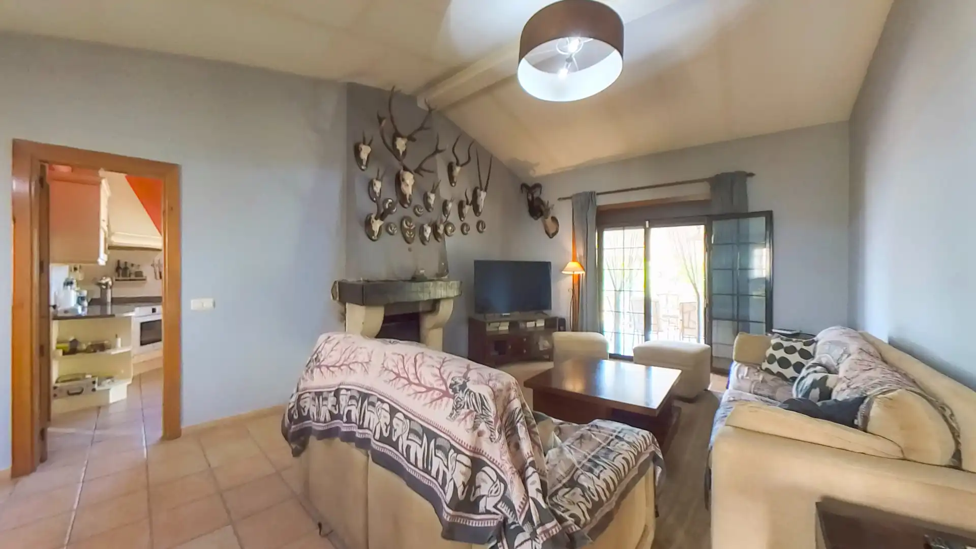 Sala d'estar de Casa o xalet en venda en Galapagar amb Aire condicionat, Jardí privat i Forn