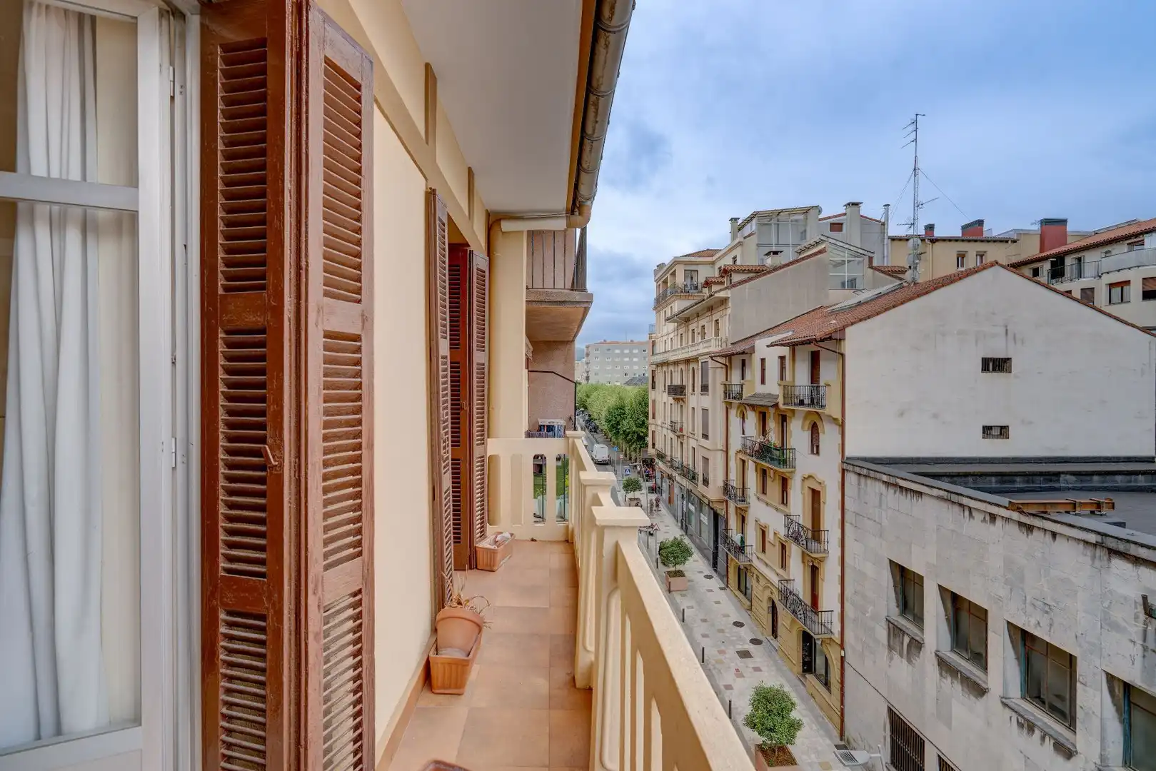 Terraza de Piso en venta en Irun  con Calefacción, Trastero y Amueblado