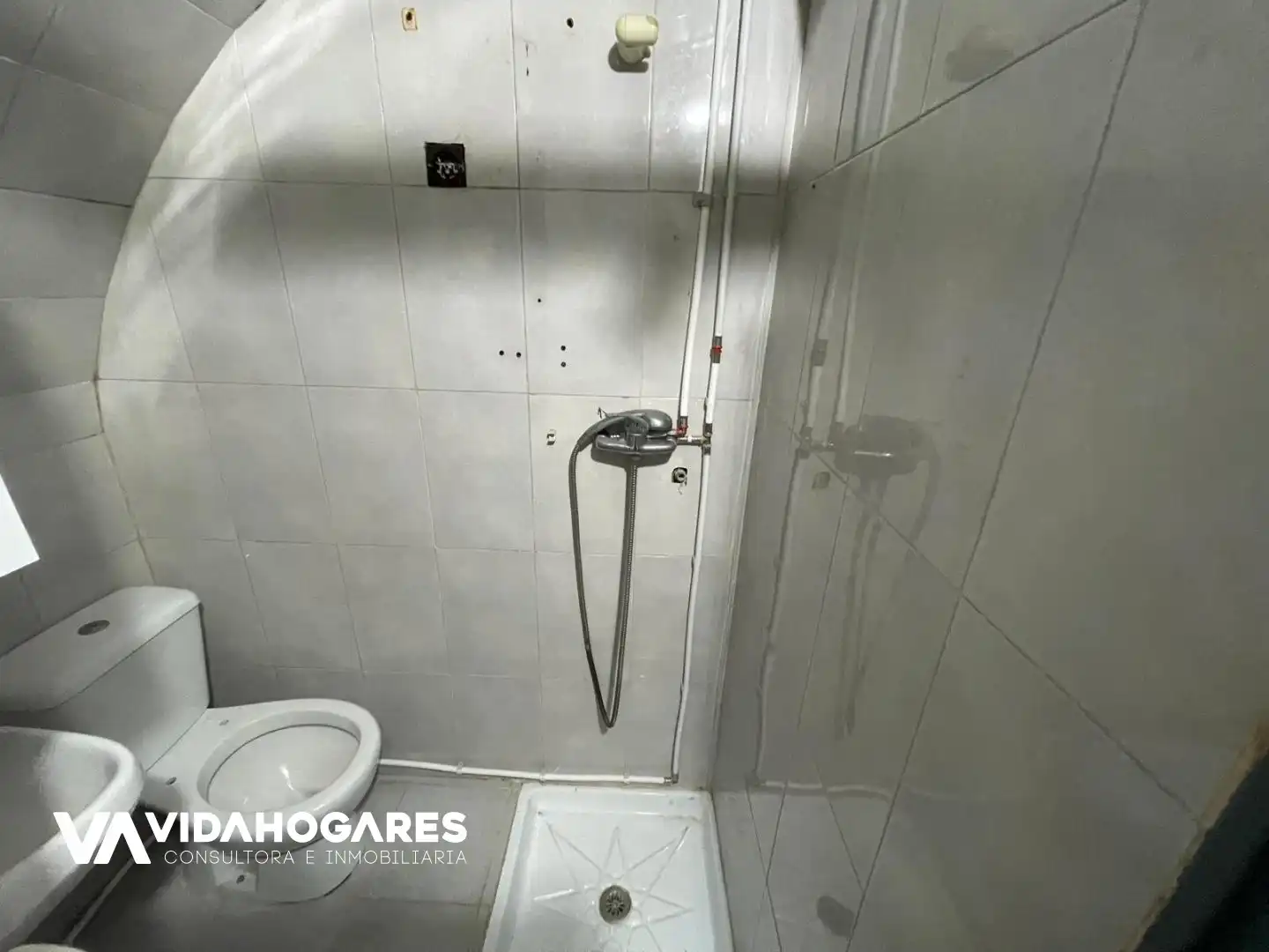 Bathroom of Flat for sale in Rota