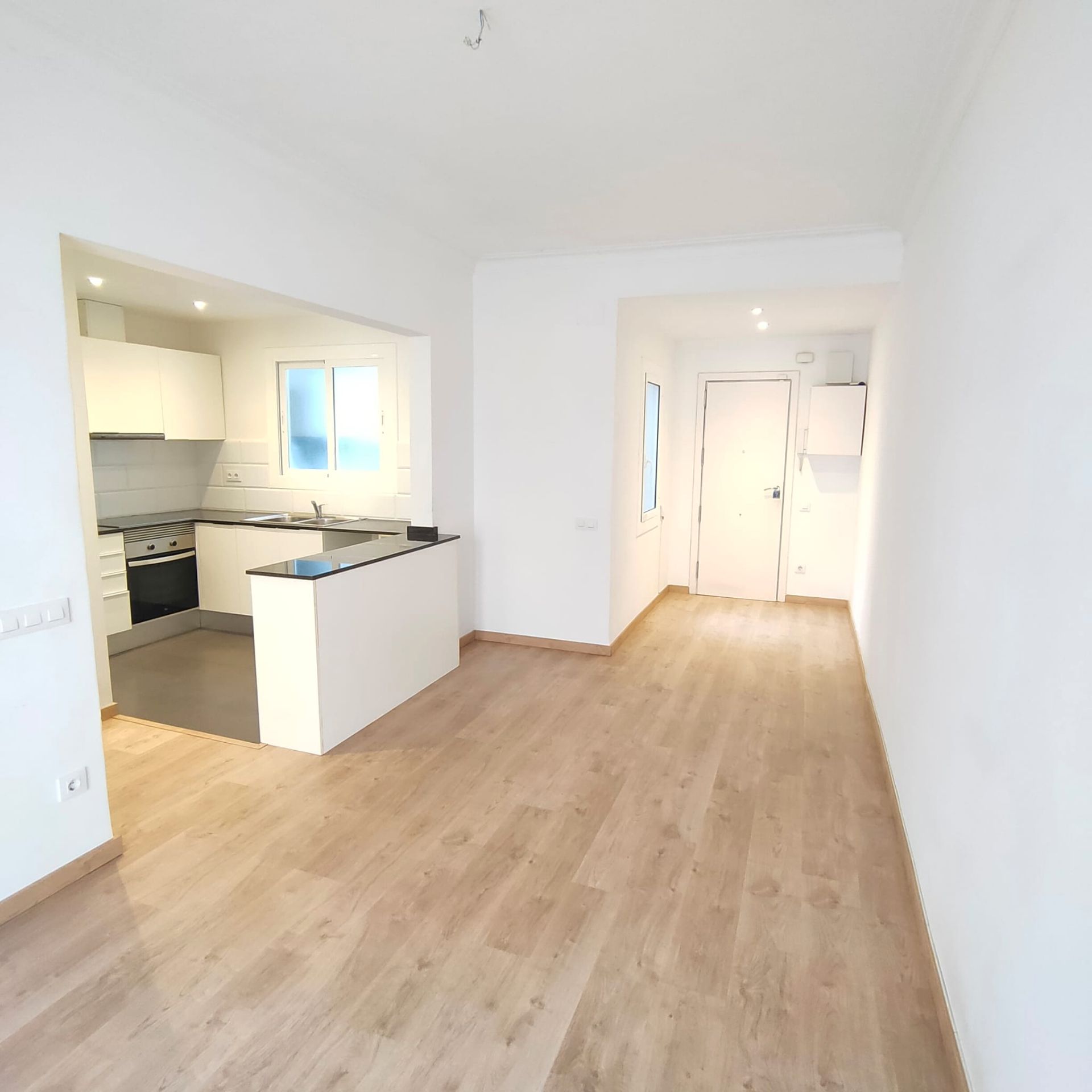 Kitchen of Flat to rent in  Barcelona Capital  with Parquet flooring, Furnished and Oven