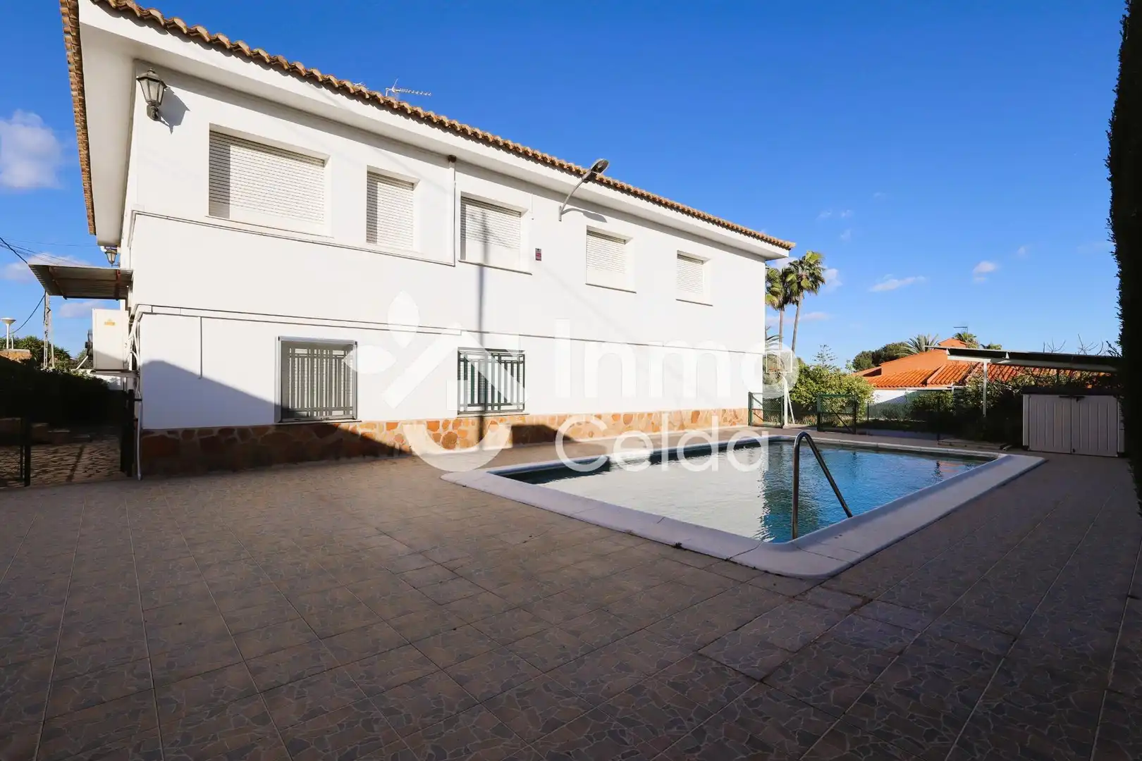 Vista exterior de Casa o chalet en venta en Chiva con Aire acondicionado, Calefacción y Jardín privado