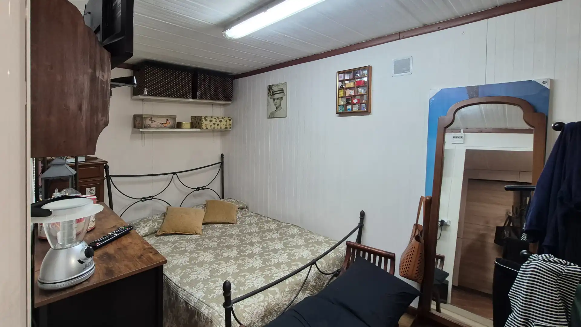 Habitación de Casa o chalet en venta en Rubí con Aire acondicionado, Calefacción y Jardín privado