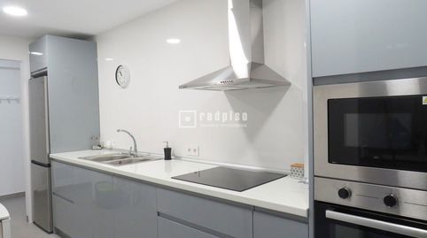 Foto 2 de Piso de alquiler en La Unión - Cruz de Humilladero - Los Tilos, Málaga Capital