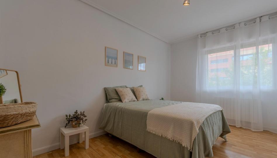 Photo 1 of Flat for sale in Avenida Burgos, 116, Portillejo - Valdegastea, La Rioja