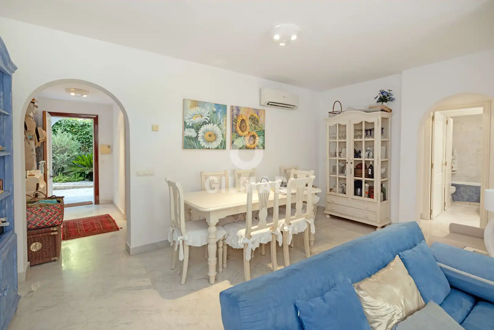 Esszimmer von Wohnungen zum Verkauf in Marbella mit Heizung, Privatgarten und Schwimmbad