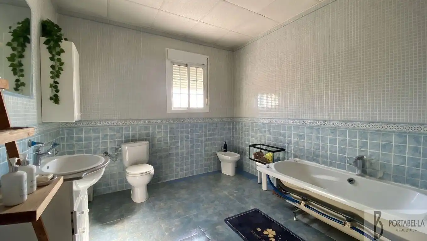 Baño de Casa o chalet en venta en El Puerto de Santa María con Aire acondicionado y Trastero