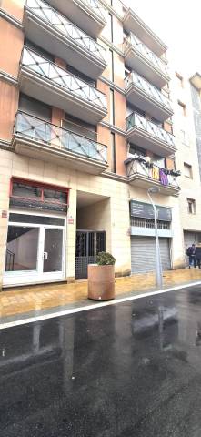 Local comercial en Alquiler en Carrer d'Orosi, 11 en Barris Marítims