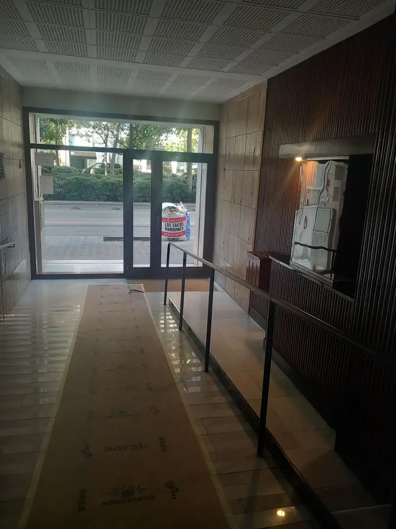 Local comercial en alquiler en Eixample, imagen 18