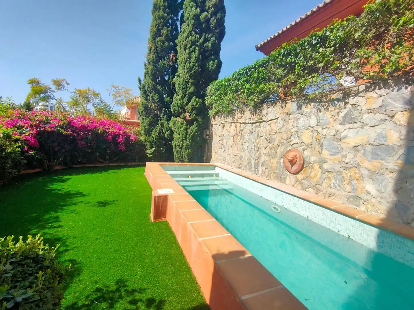 Piscina de Casa adosada de lloguer en Marbella amb Terrassa