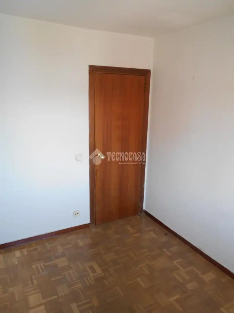 Bedroom of Flat for sale in Móstoles  with Heating, Parquet flooring and Terrace