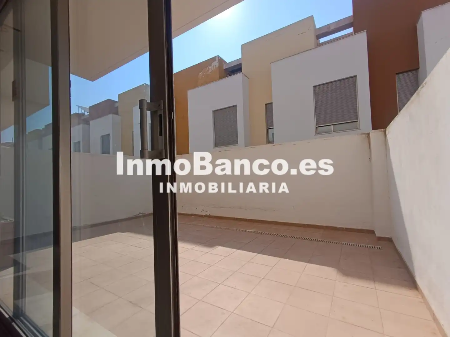 Detached homes for rent in La Pobla de Vallbona  with Air Conditioner, Heating and Terrace