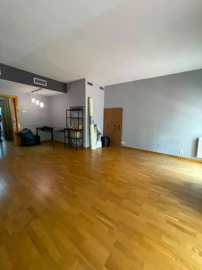 Wohnung zur Miete in Las Rozas de Madrid mit Klimaanlage, Heizung und Terrasse