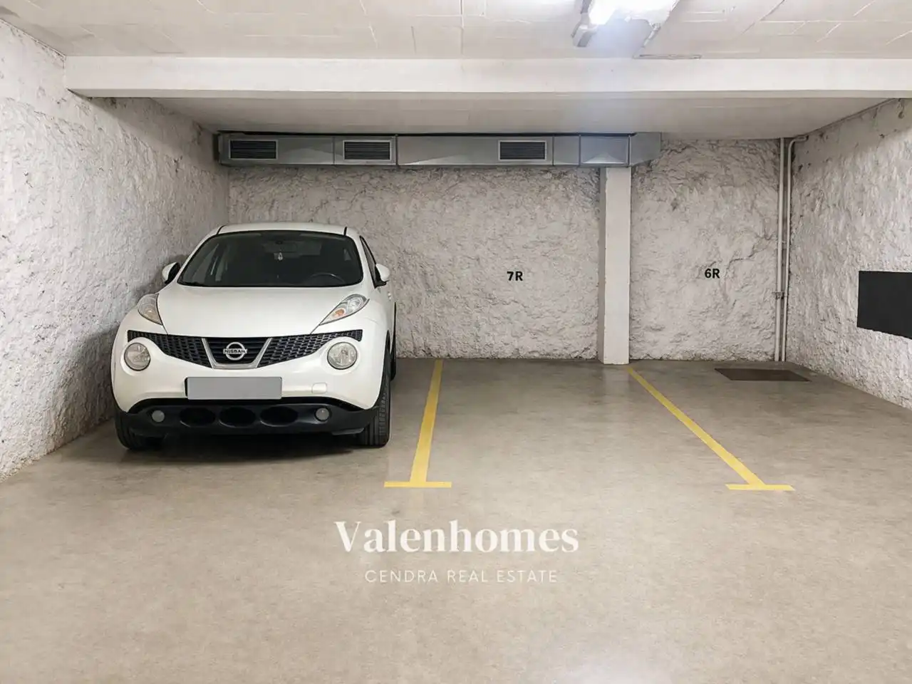 Parkplatz von Maisonette zum Verkauf in Rubí mit Klimaanlage, Heizung und Terrasse