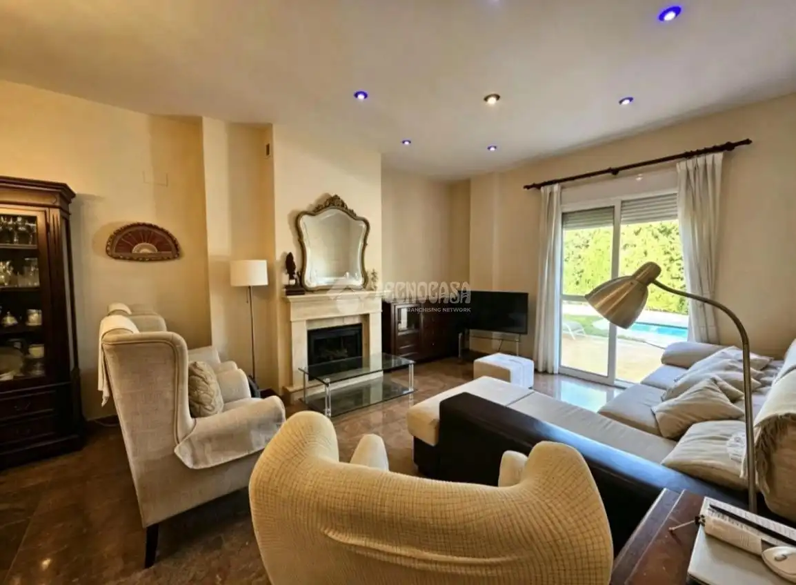 Sala de estar de Casa o chalet en venta en Mairena del Aljarafe