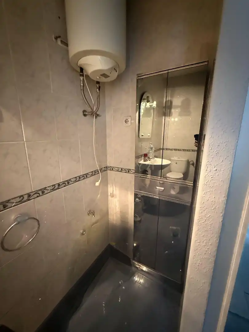 Badezimmer von Geschaftsraum zur Miete in Cáceres