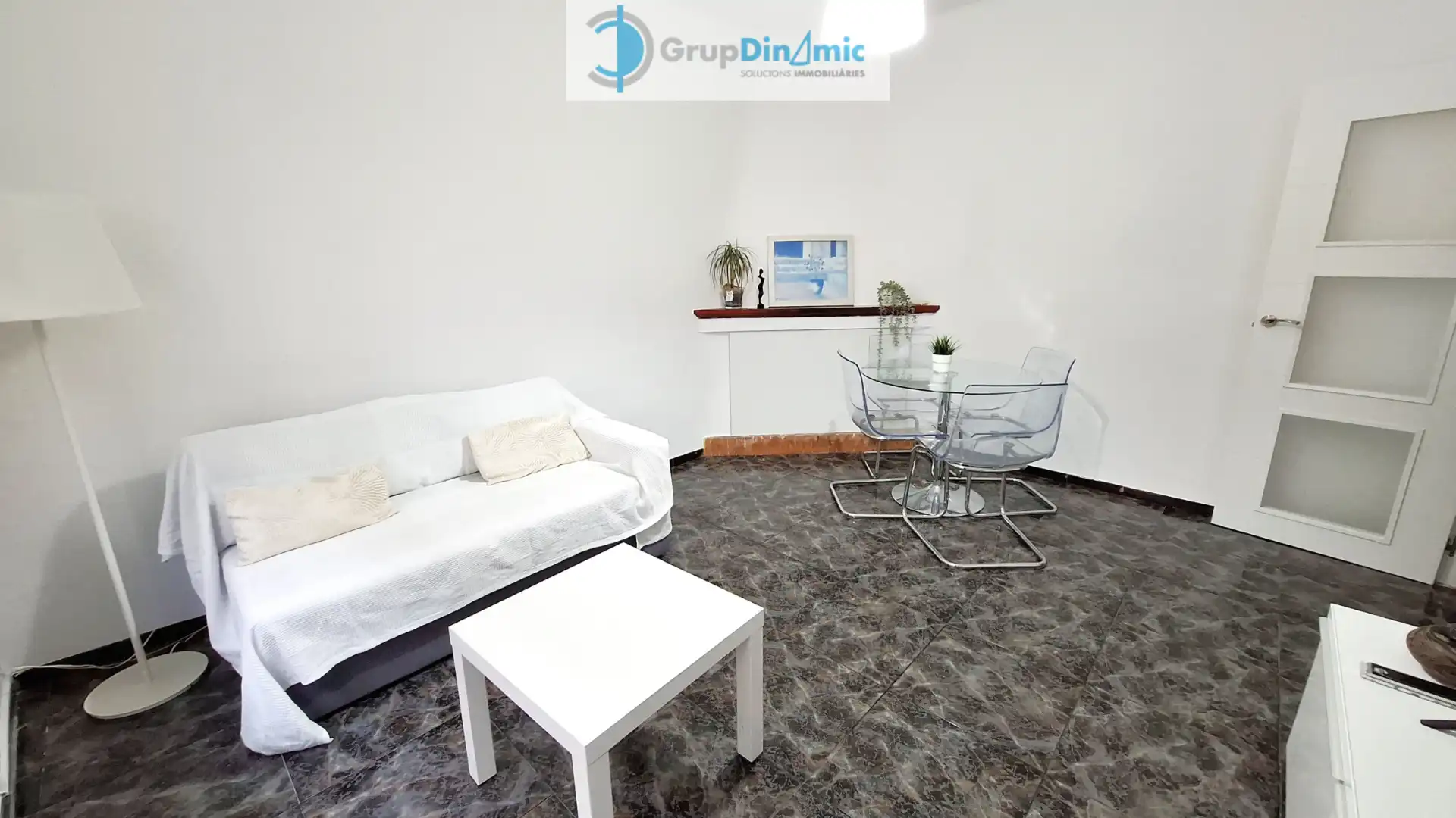 Sala de estar de Casa adosada en venta en Palamós con Jardín privado, Amueblado y Horno