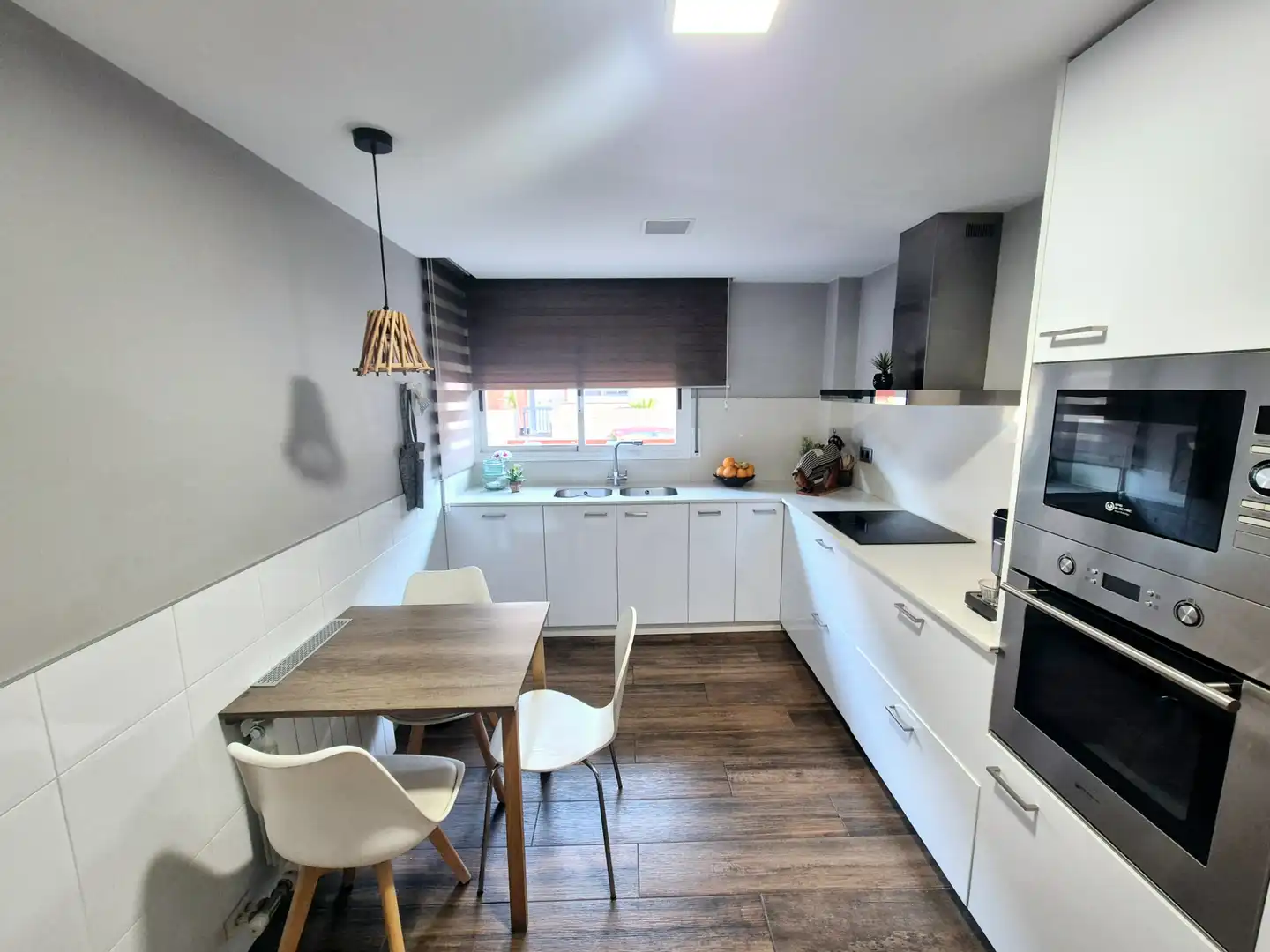 Cocina de Casa adosada en venta en Malgrat de Mar con Aire acondicionado, Calefacción y Jardín privado