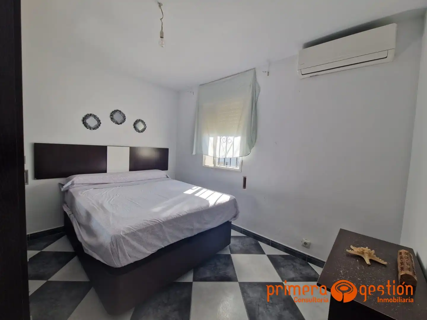 Habitación de Piso en venta en Lora del Río con Aire acondicionado y Calefacción