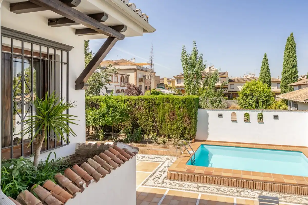 Jardí de Casa o xalet en venda en La Zubia amb Aire condicionat, Calefacció i Jardí privat