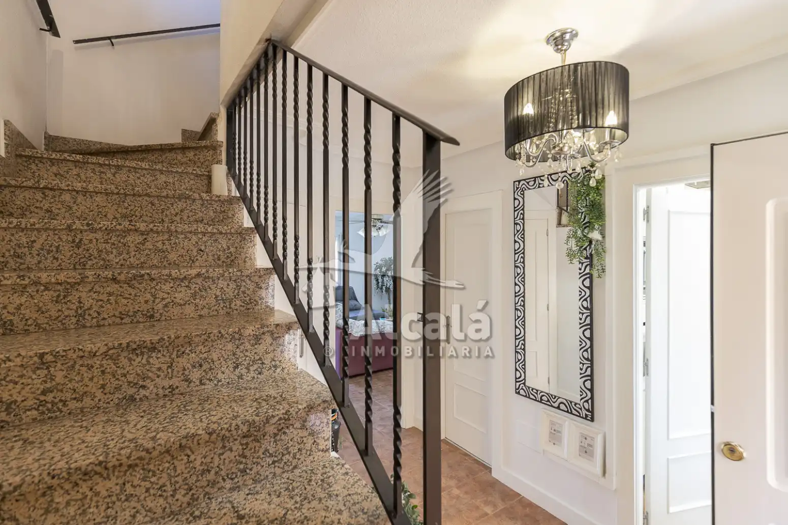 Casa aparellada amb piscina en venda a Torrejón del Rey, imagen 22